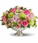 Garden Rhapsody Centerpiece